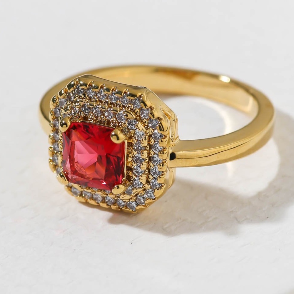 new vanessa mooney THE ROXY RING